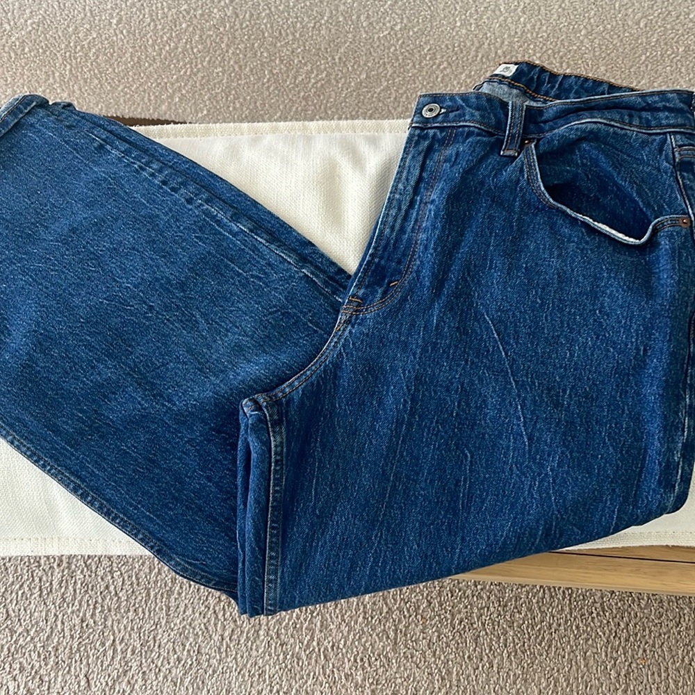 A&F Curve Love High Rise 90's Relaxed Fit